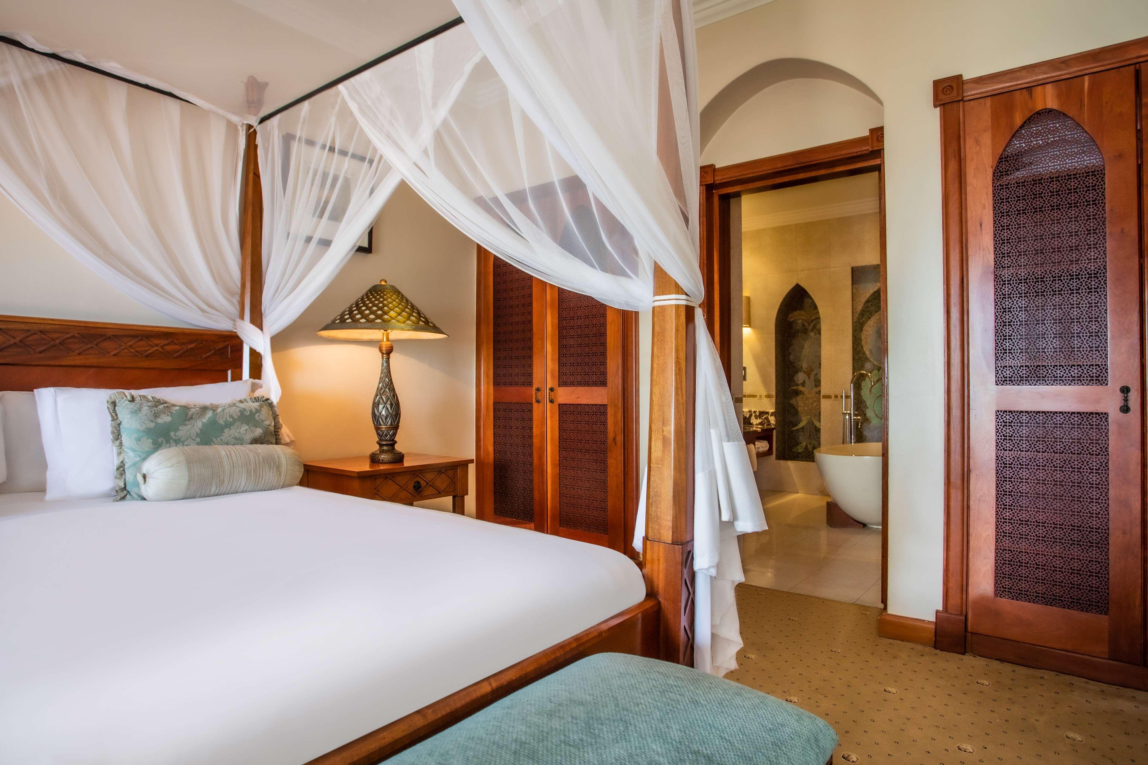 Avani Pemba Beach Hotel Екстер'єр фото